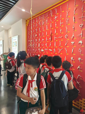 濟南市萊蕪第二實驗小學(xué)三(13)中隊開展探索繩文化研學(xué)活動