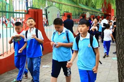 開學第一天,朔州市實驗小學歡樂多