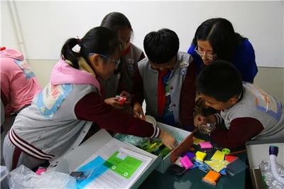 生命奔涌山海有約 嶗山區第三屆科技節暨三實小科技節啟幕