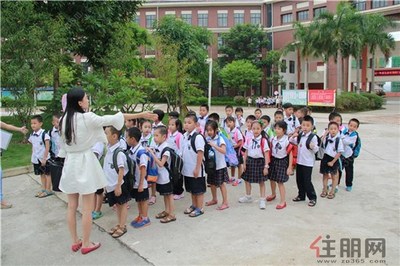 南寧市天桃實驗學(xué)校嘉和城校區(qū)盛大開學(xué) 1000余名師生迎來新學(xué)年