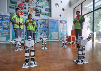 加快賦能千行百業(yè) 持續(xù)優(yōu)化產(chǎn)業(yè)生態(tài)——浙江推動(dòng)人工智能健康有序發(fā)展觀察實(shí)驗(yàn)小學(xué)