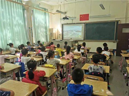 青島四方實(shí)驗(yàn)小學(xué)舉行烈士紀(jì)念日主題教育活動(dòng)