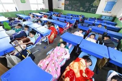 中小學生午休“躺睡”迎來國家標準，實驗小學先行實踐